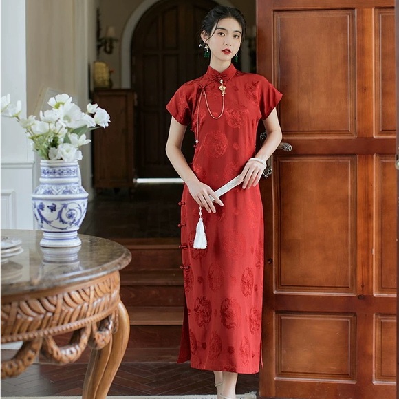 traditional Chinese dress Qipao - Picture 2 of 4